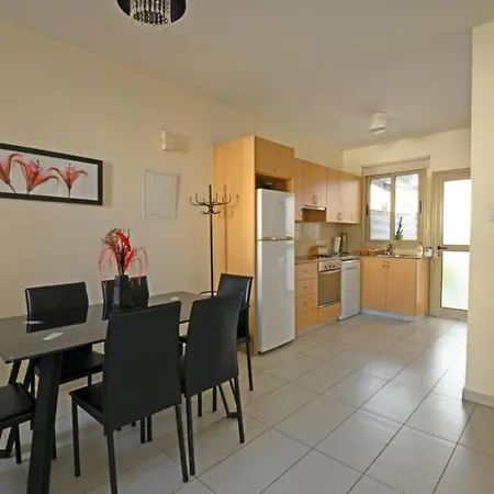 Polyxenia House Дом отдыха *