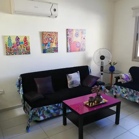 Polyxenia House Дом отдыха *