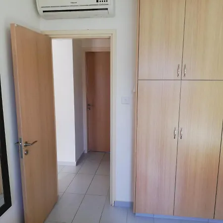 Дом отдыха Polyxenia House *