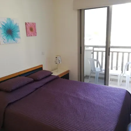 Polyxenia House * Протарас