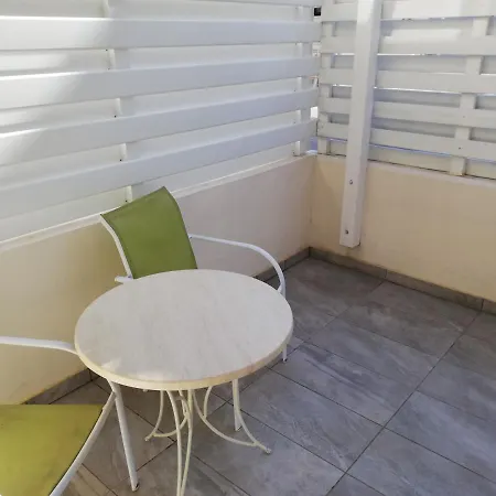 Polyxenia House * Протарас